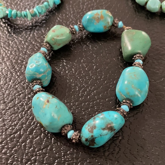 Set of 3 turquoise colored bracelets - Picture 2 of 5